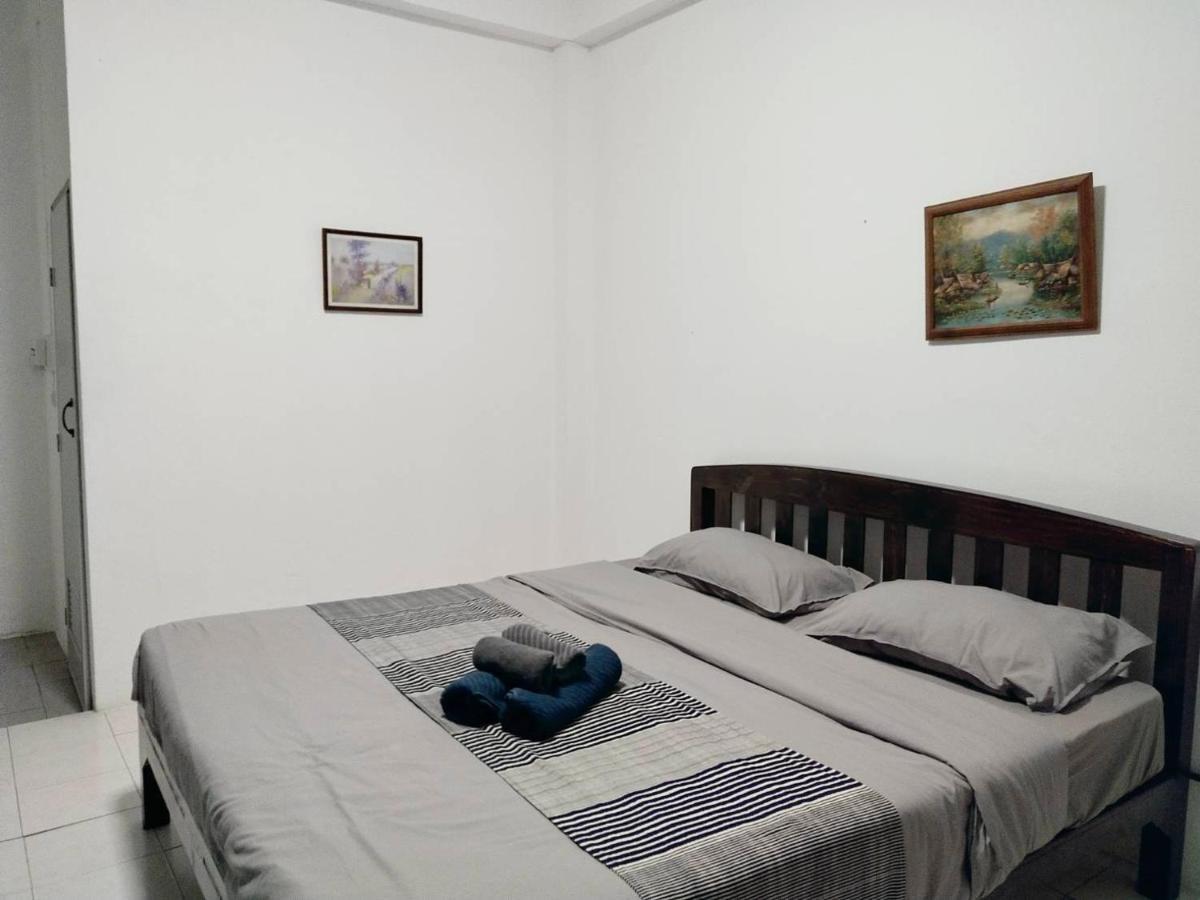 The Shire Guesthouse Chiang Mai Dış mekan fotoğraf