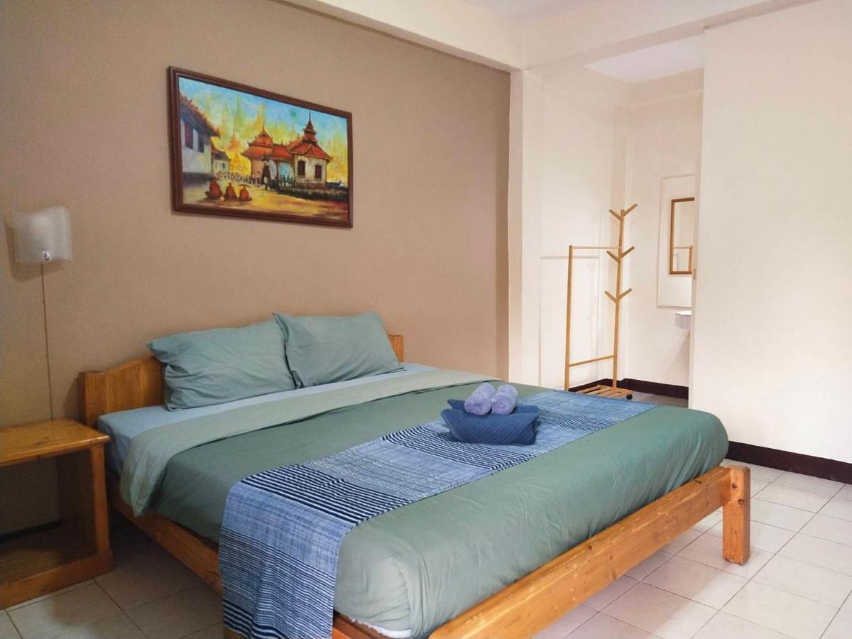 The Shire Guesthouse Chiang Mai Dış mekan fotoğraf